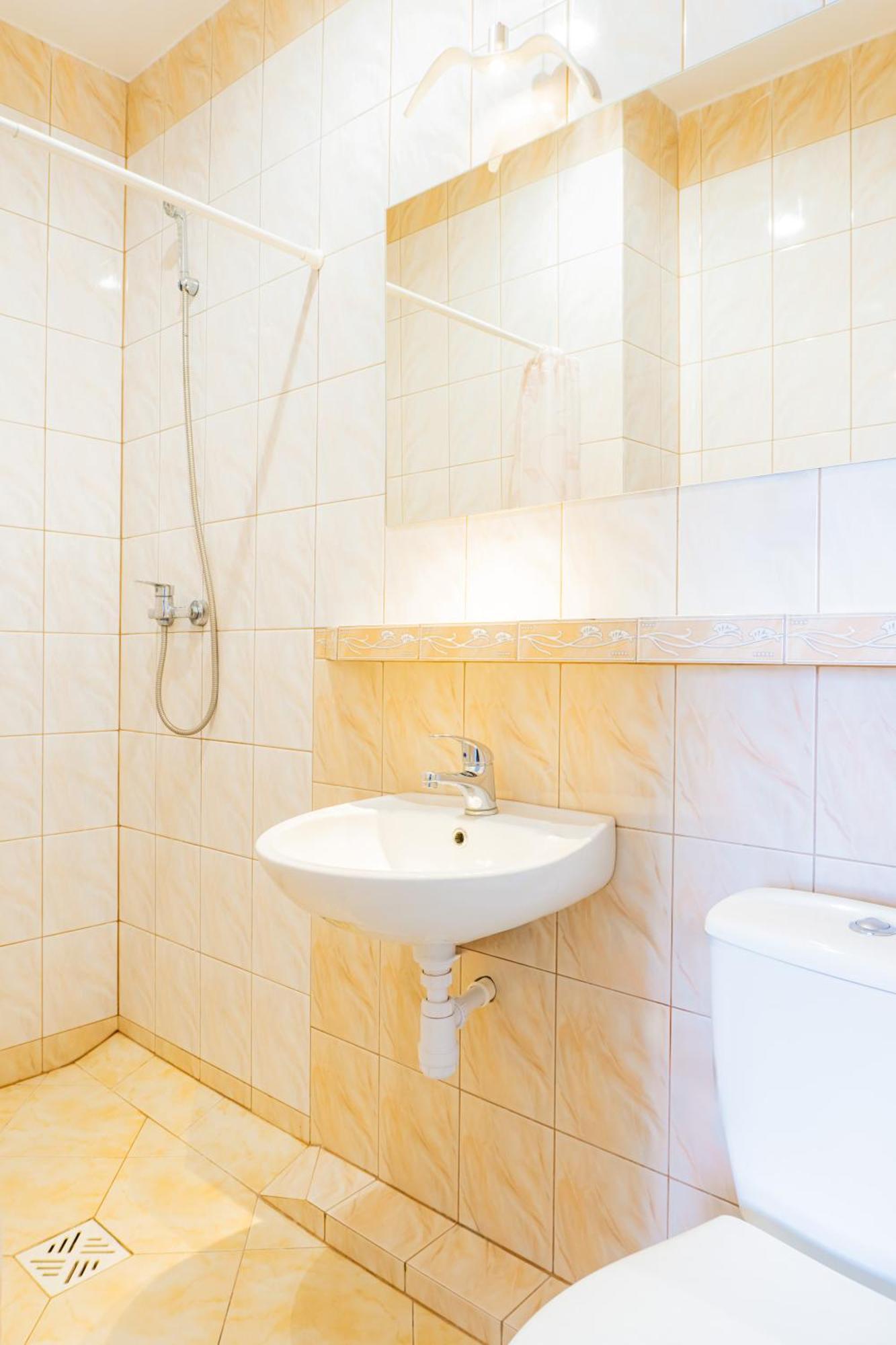 Pokoje Goscinne Raf-Tur - Sala Zabaw, Grill - Idealny Dla Rodzin Z Dziecmi Ostrowo  Buitenkant foto